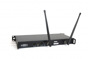 RFIntell QL7R/T1-B 720,500-754,000 МГц 2-канальная радиосистема с 2-мя ручными микрофонами в Москве